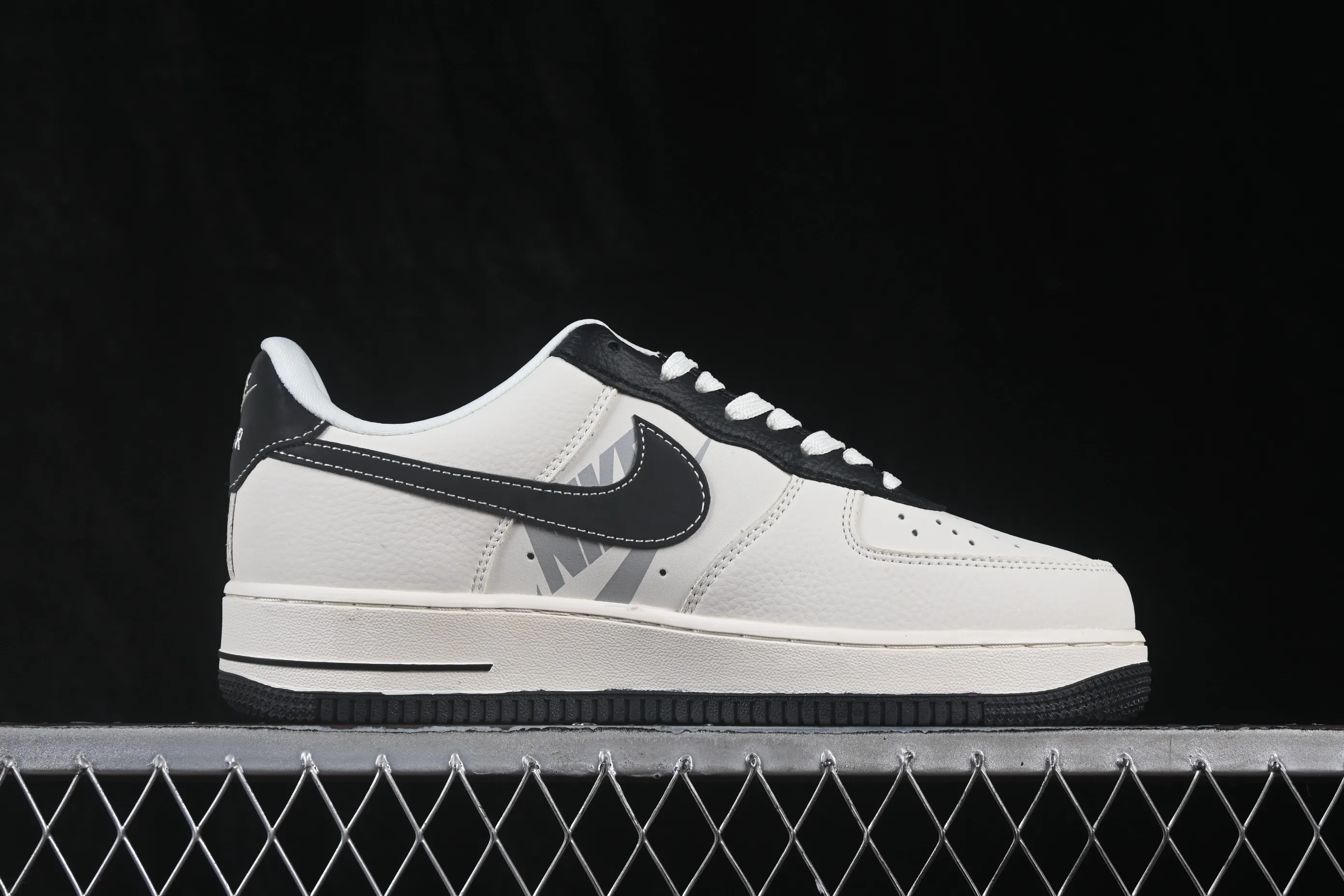 All categories Nk Air Force 1 Air Force series Nk Air Force 1 Low Air Force low-top Nike Air Force 1'07 Low Air Force 1 low-top casual sneakers DD1982-375